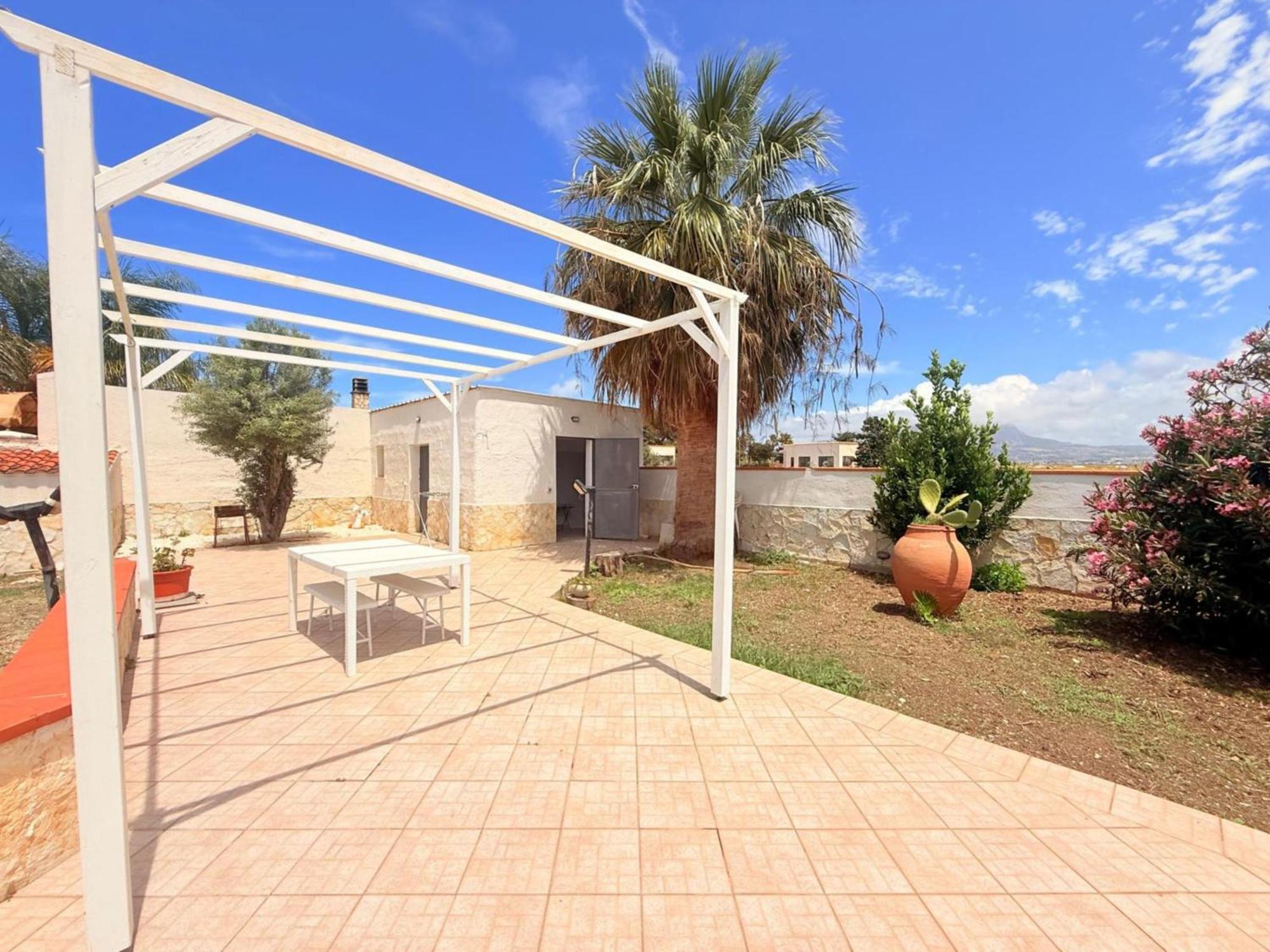 Cammini Di Sale Casa Vacanze Tra Le Saline Torre Nubia Bagian luar foto